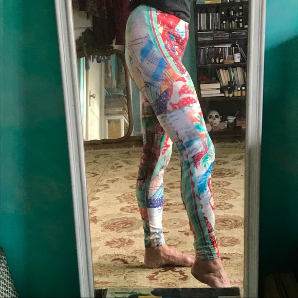 Vintage quilt design leggings - Picture 6 of 8